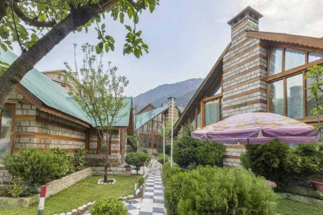 Royal Kalinga Cottages - Manali (Himachal Pradesh) — Photos 3